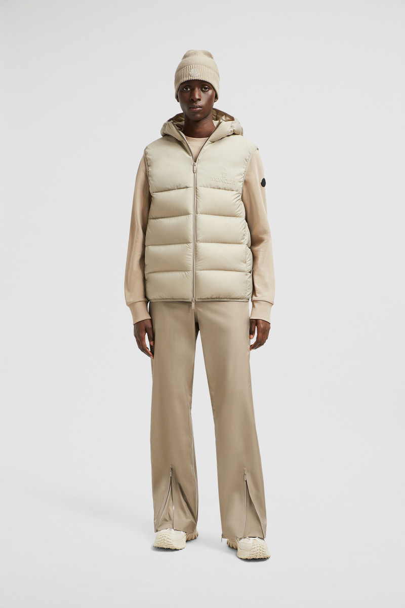 Moncler Bresse Hooded Down Vest outlook