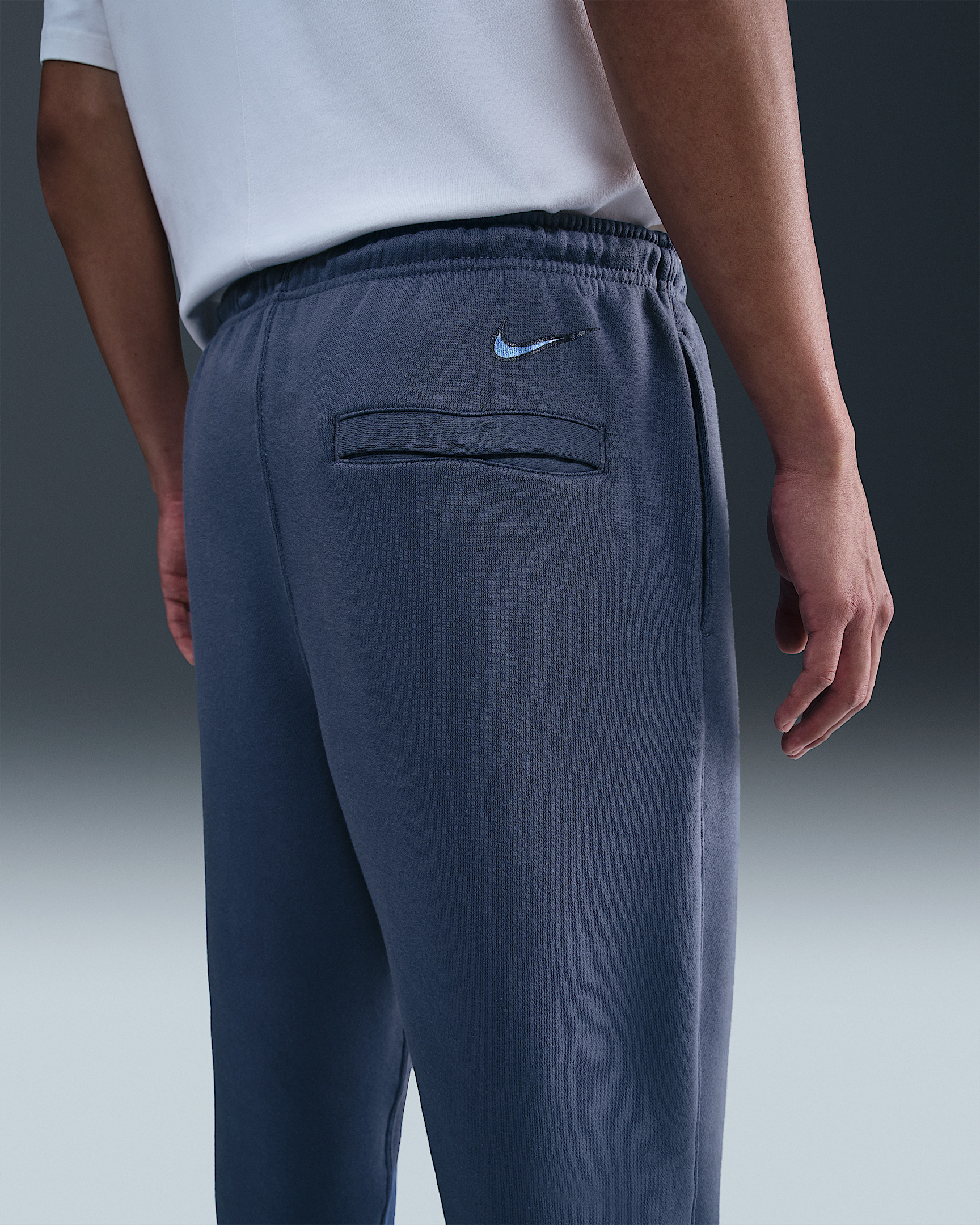 Nike Sportswear Club Men's Fleece Joggers - 3