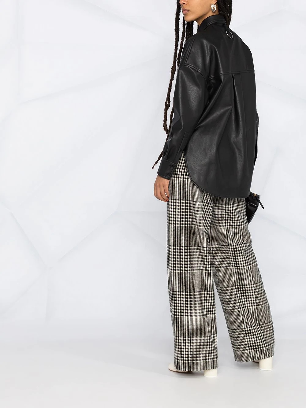 Houndstooth-pattern wide-leg trousers - 4