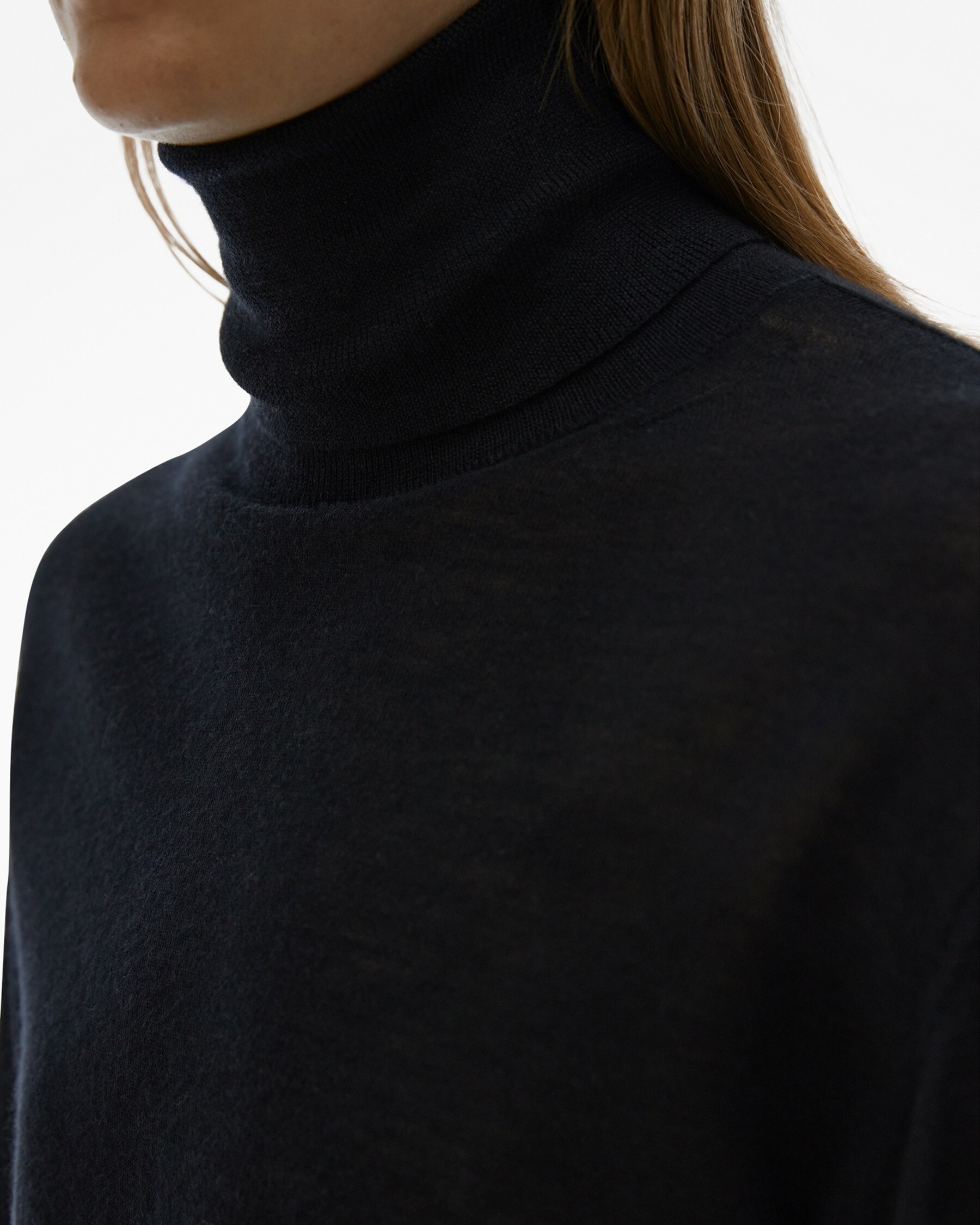 CUT-OUT TURTLENECK SWEATER - 6