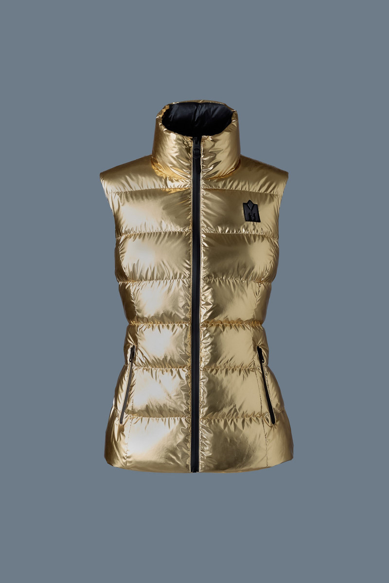 GISELA-M Metallic laminate light down vest 1