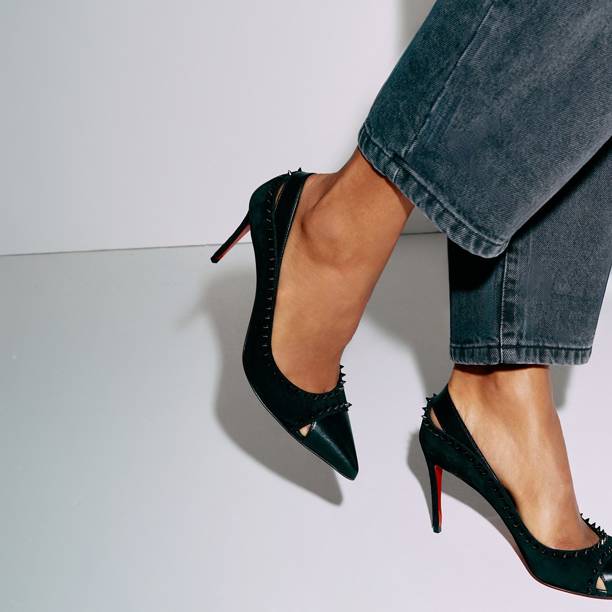 Christian Louboutin DUVETTE SPIKES フラットシューズ Dandelion Spikes - Loafers - Veau velours and spikes - Black