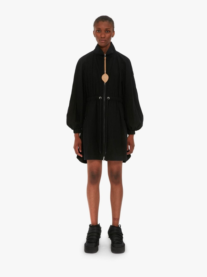 JW Anderson 1 MONCLER X JW ANDERSON MERSEY LONG PARKA outlook