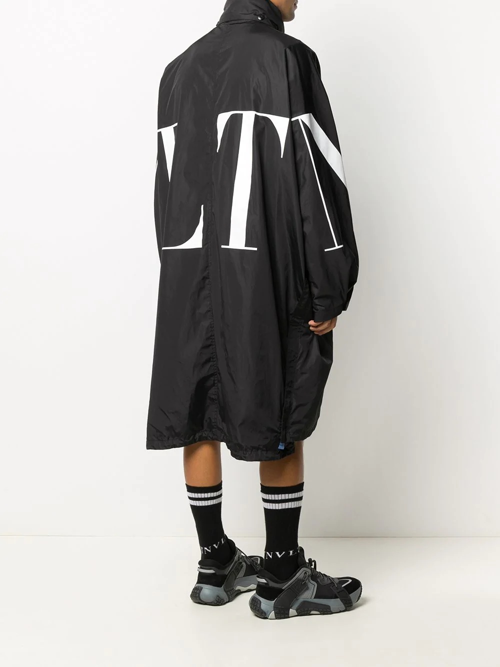 VLTN logo-print coat - 4