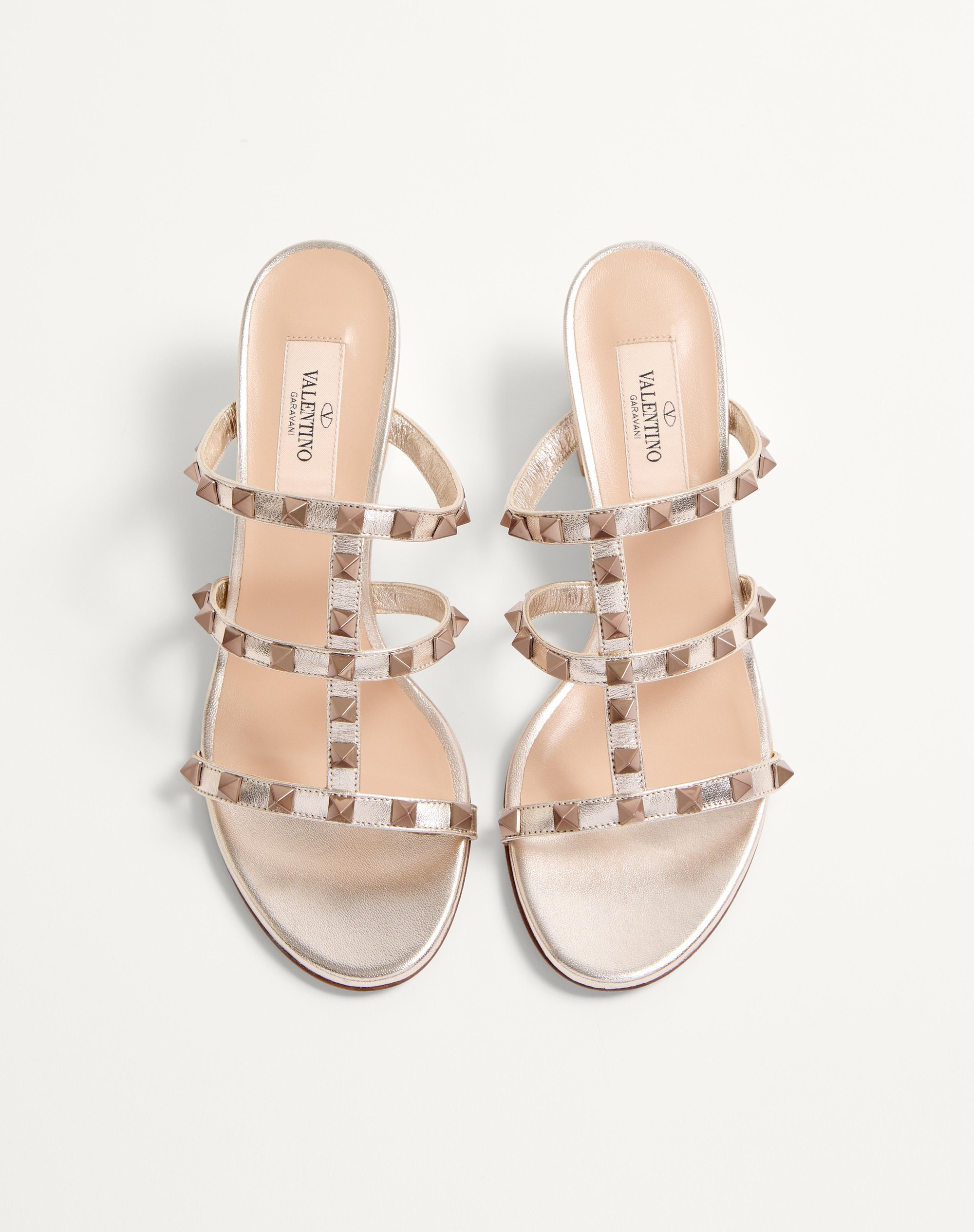ROCKSTUD METALLIC CALFSKIN LEATHER SLIDE SANDAL 60 MM - 4