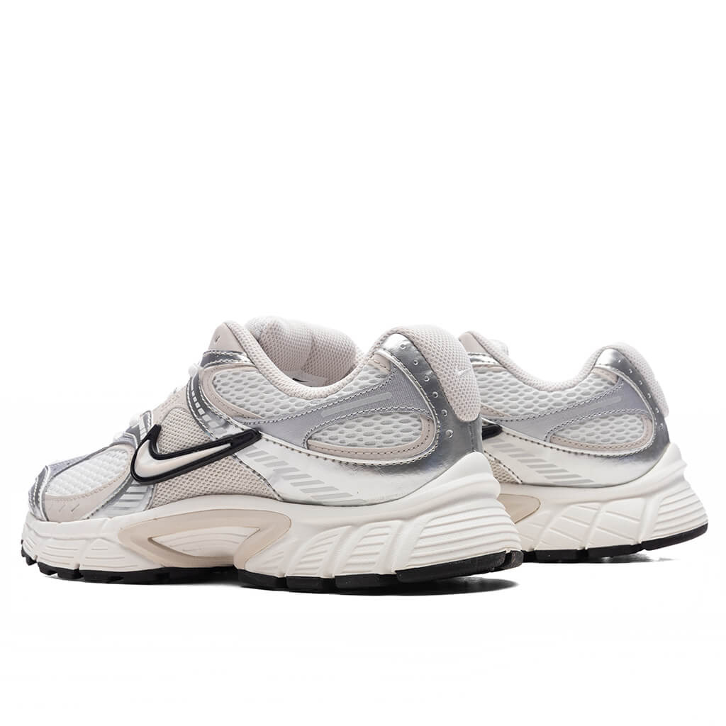 WOMEN'S V5 RNR - SUMMIT WHITE/LIGHT OREWOOD BROWN/SAIL/BLACK - 4