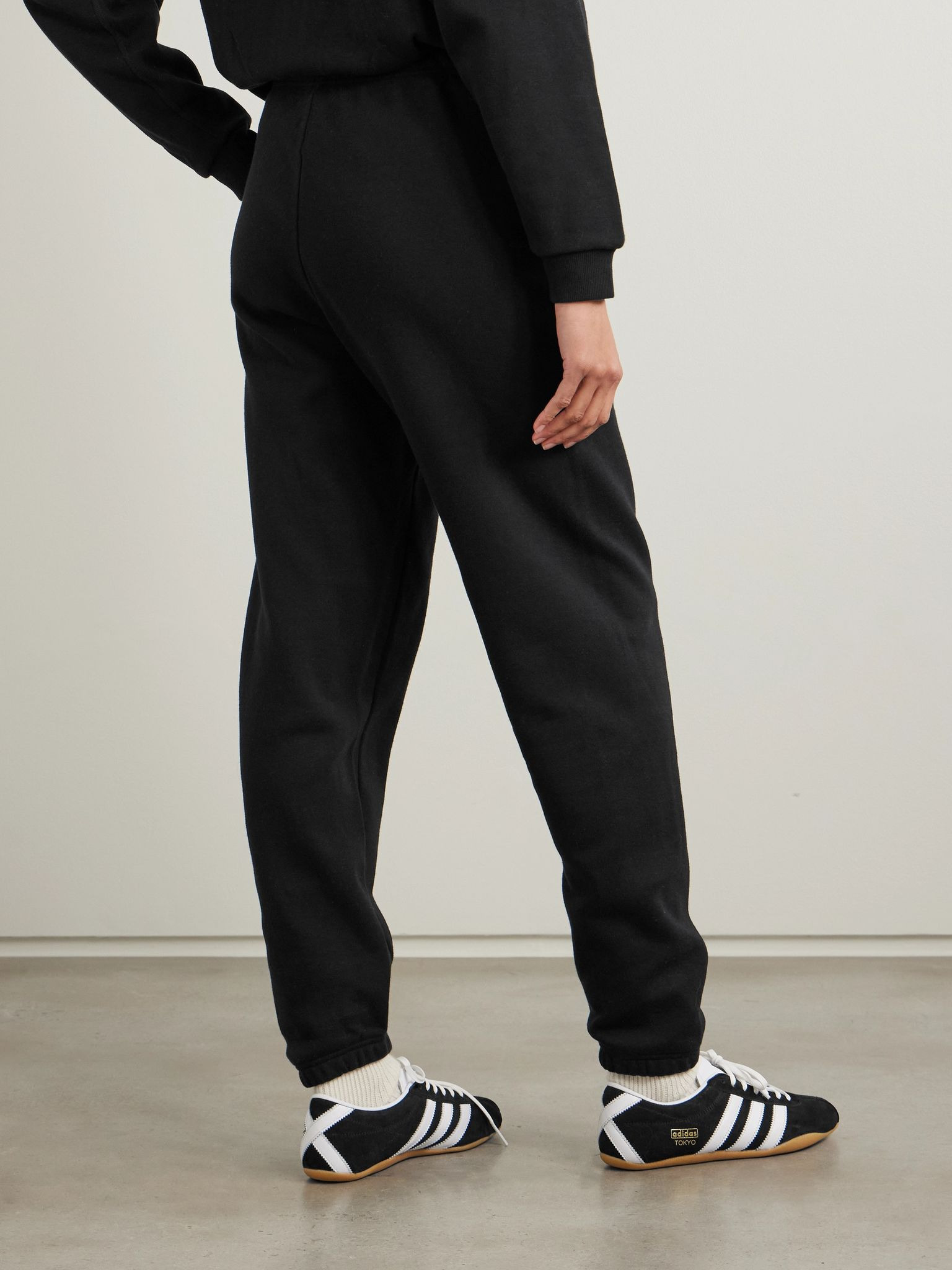 Classic Joggers Black - 3