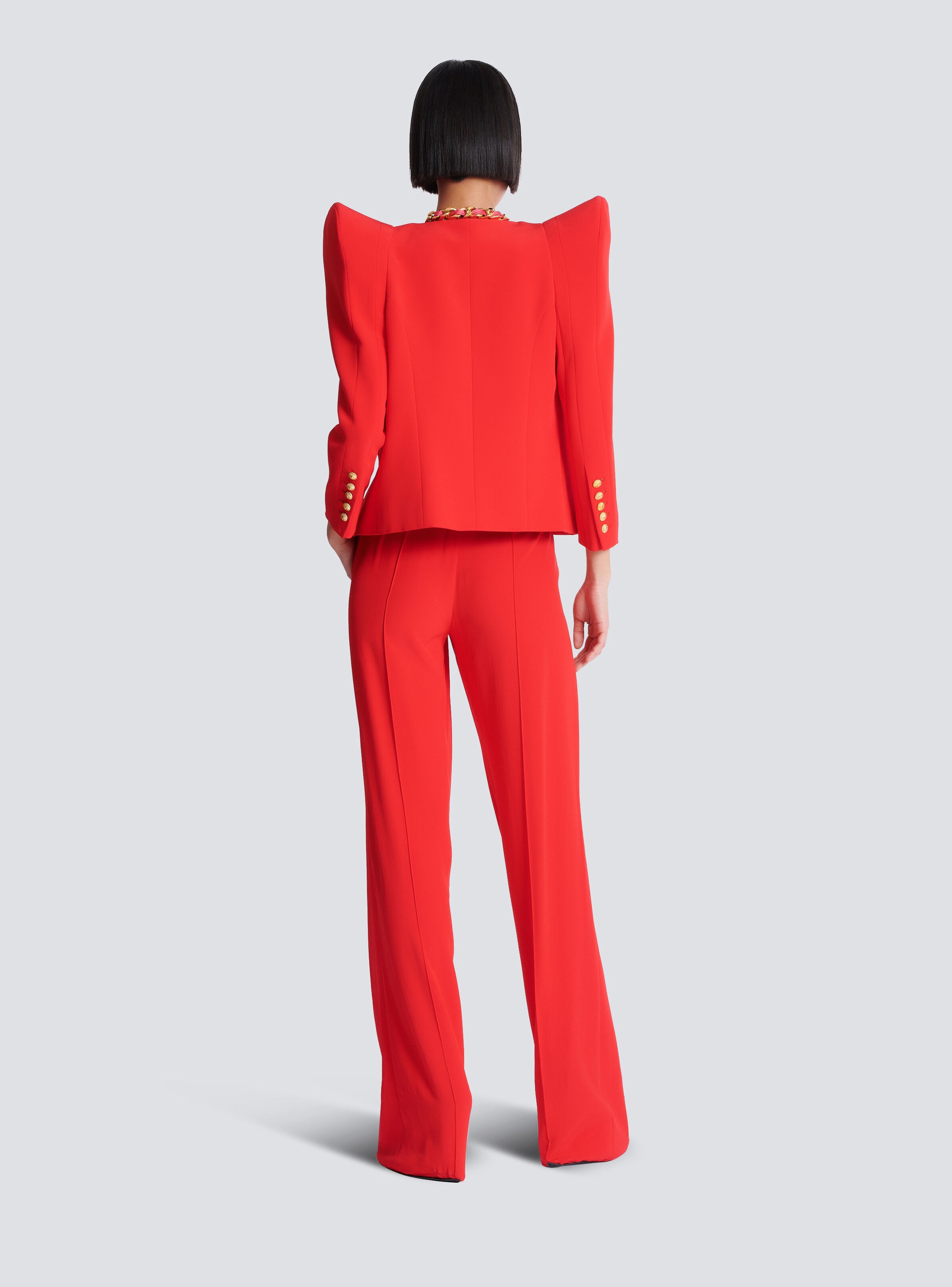 Cropped crepe jacket with structured shoulders - 4