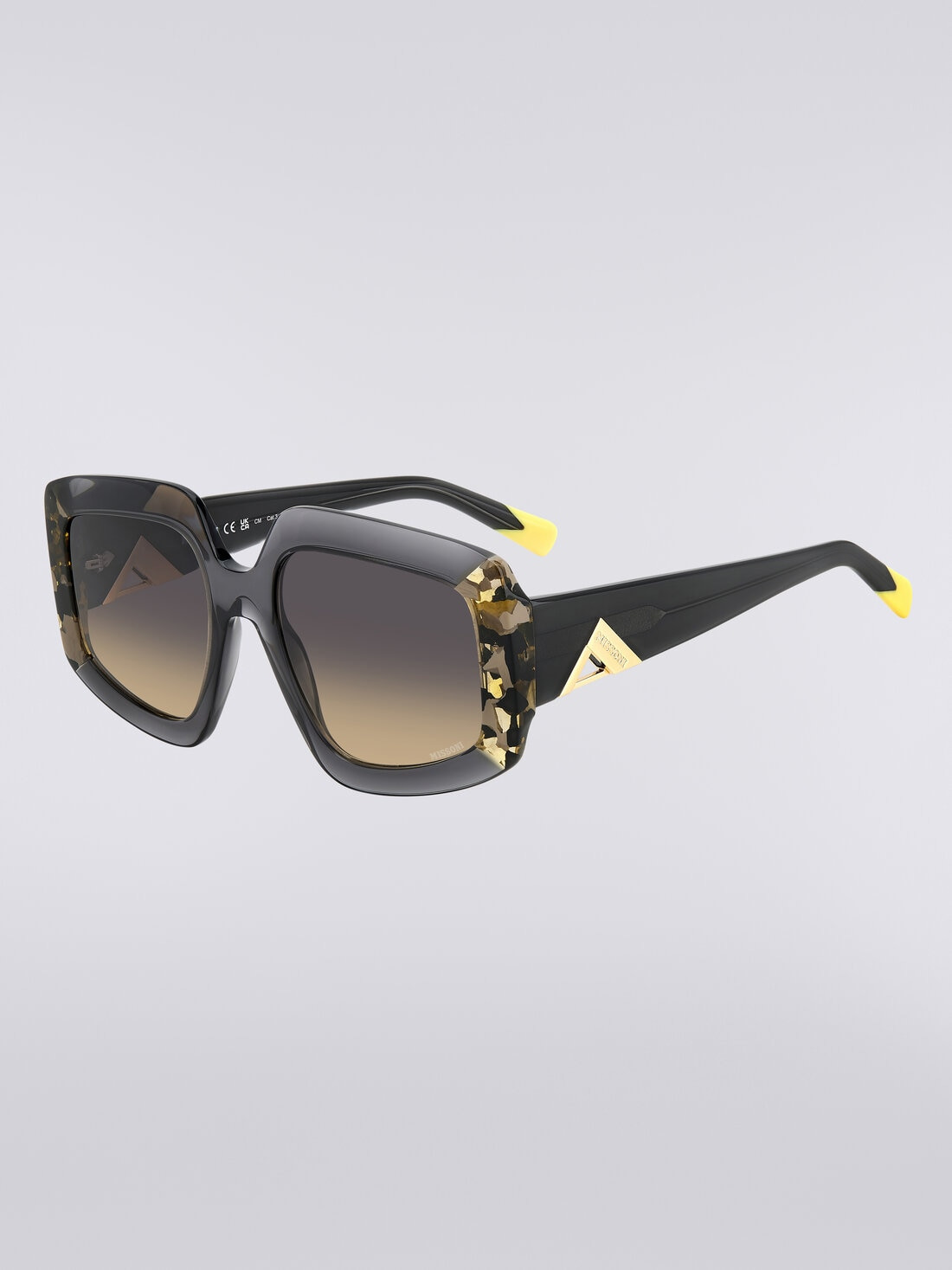 Squared sunglasses with triangle shaped metal trim - 2