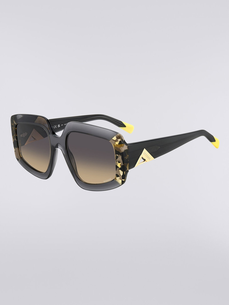 Missoni Squared sunglasses with triangle shaped metal trim outlook