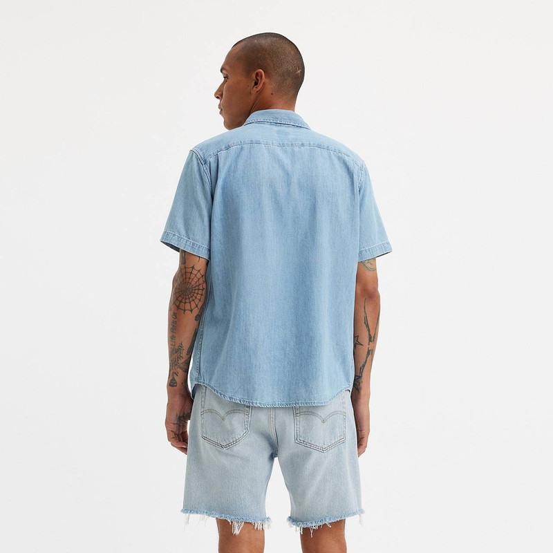 Levi's SHORT SLEEVE CLASSIC ONE POCKET STANDARD FIT SHIRT outlook
