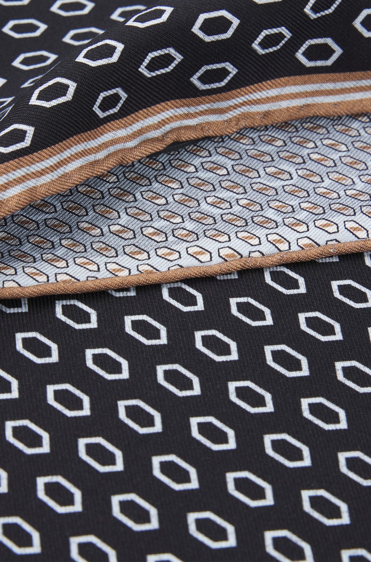 SILK POCKET SQUARE WITH SEASONAL PRINTS - 4