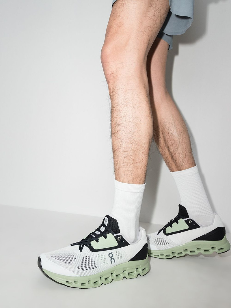 Cloudstratus low-top sneakers 3