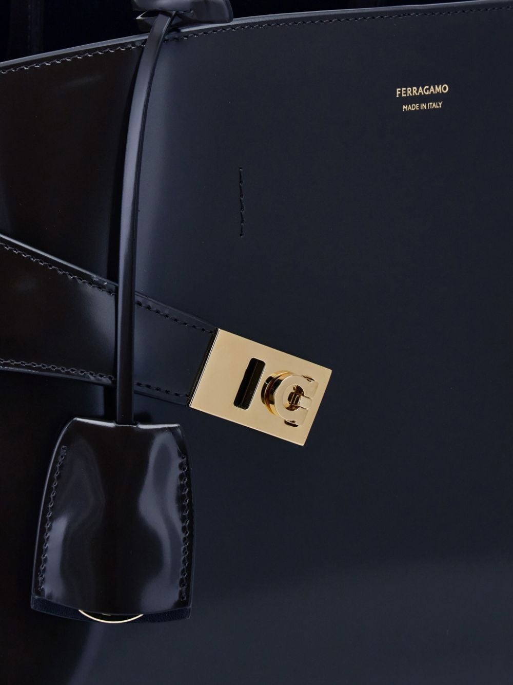 Hug leather tote bag - 5