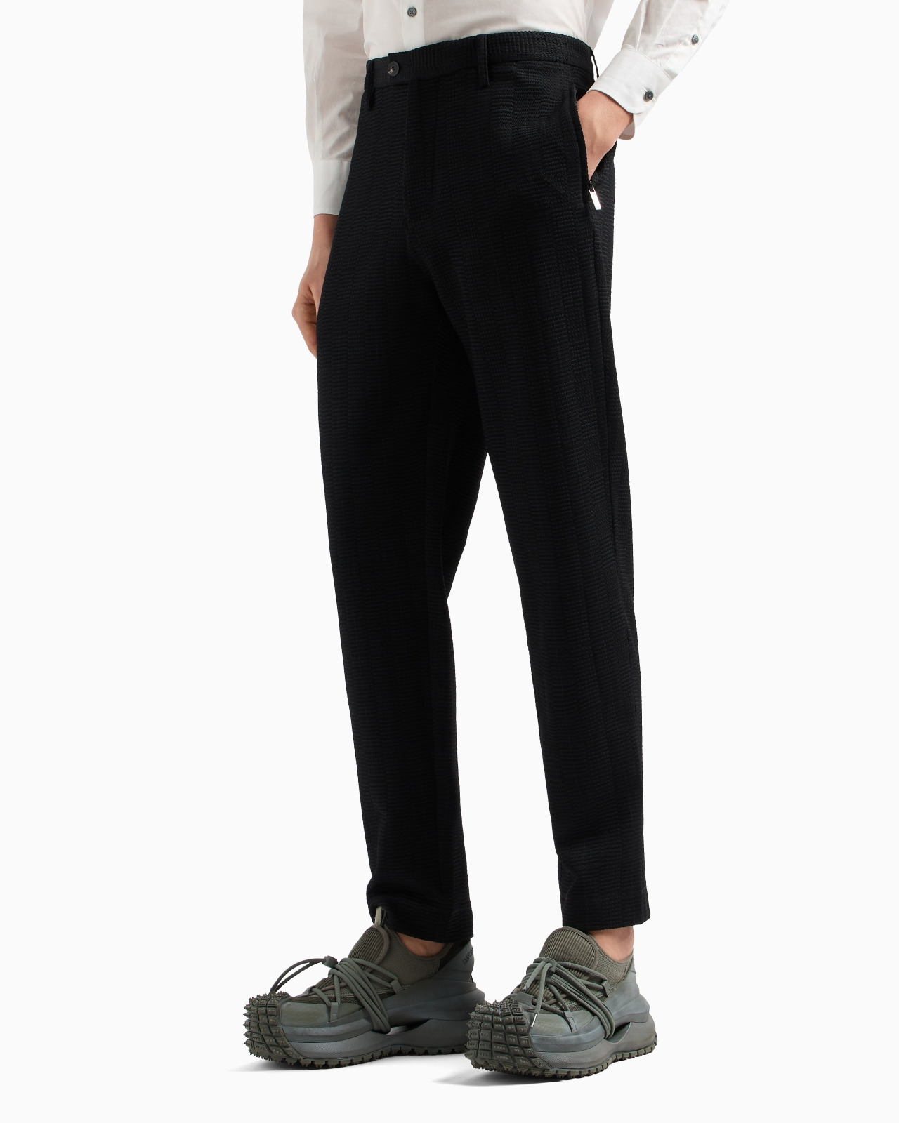 VIRGIN-WOOL TROUSERS WITH 3D-EFFECT WEAVE - 4