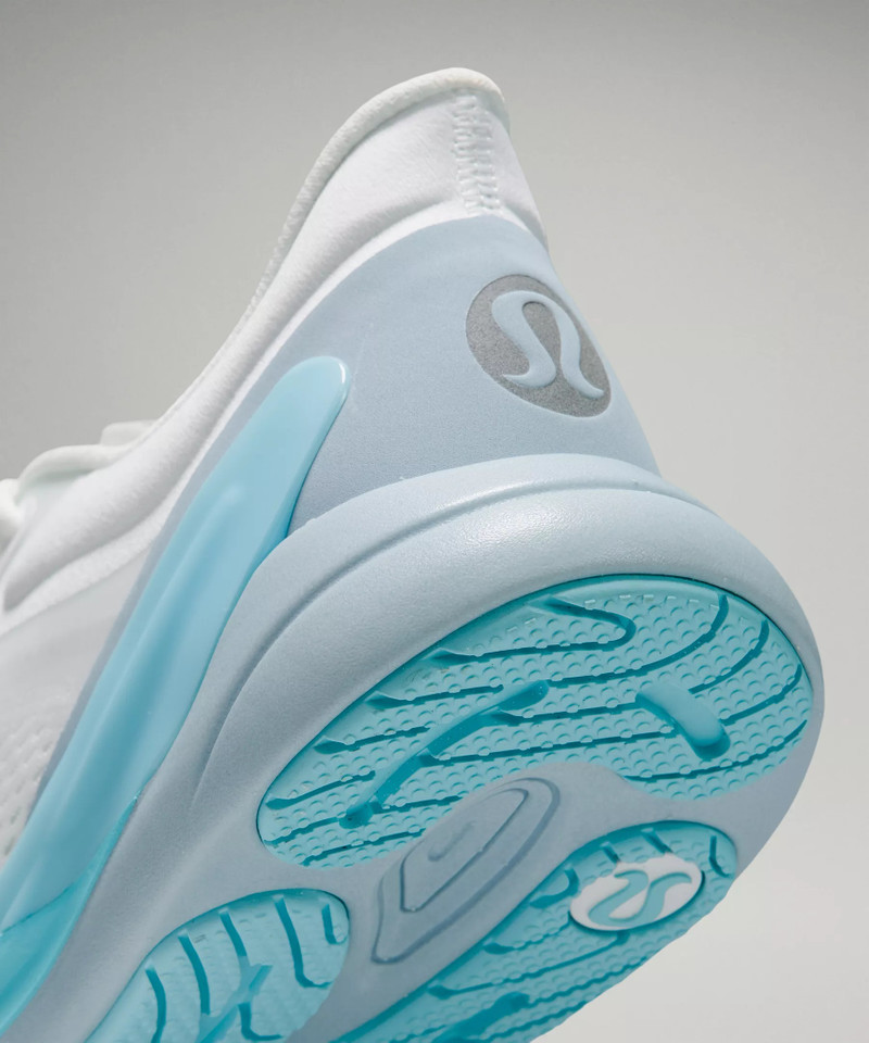 Women's Blissfeel Running Shoe 9