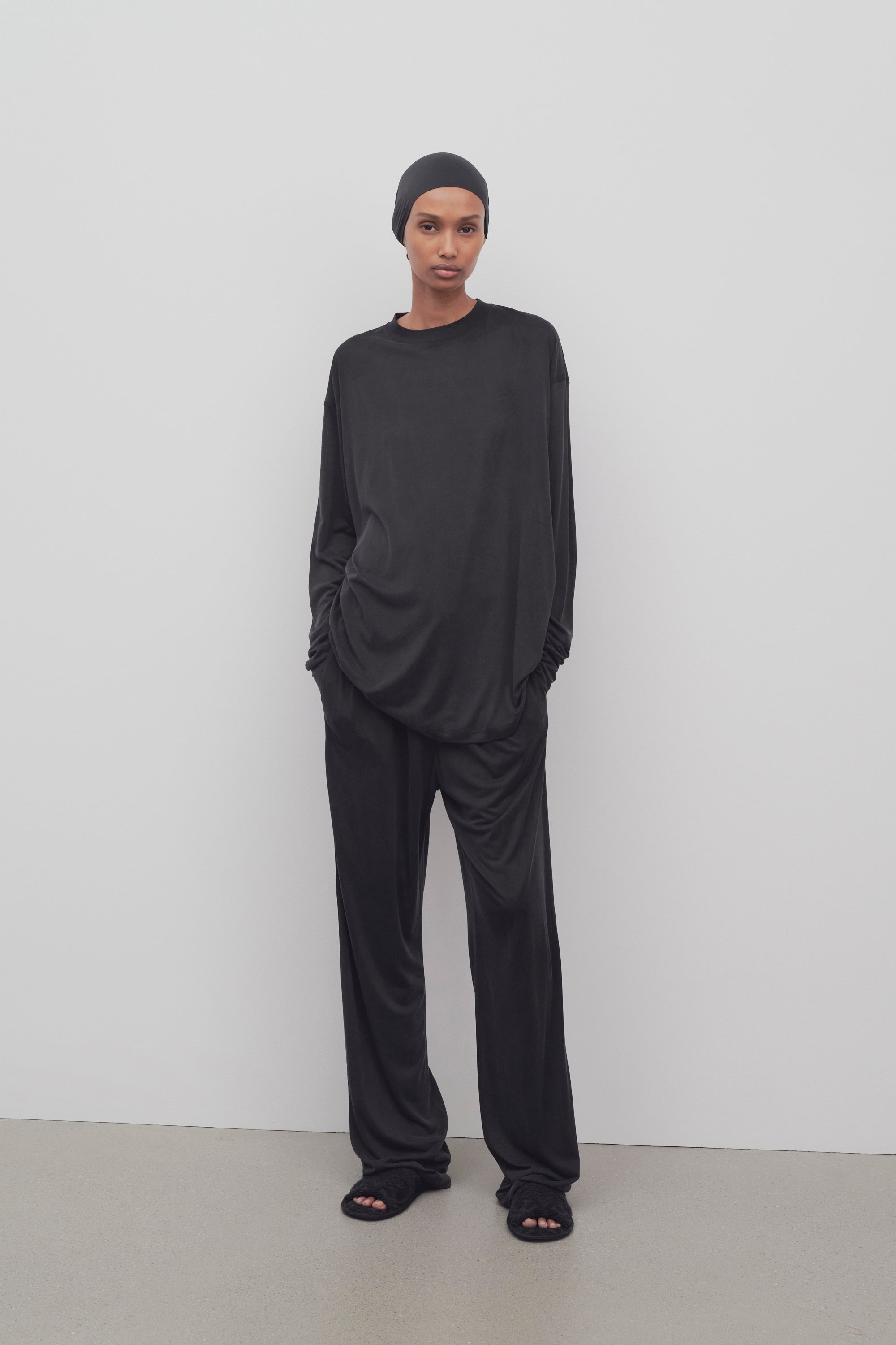 Lanuit Pant in Silk - 3