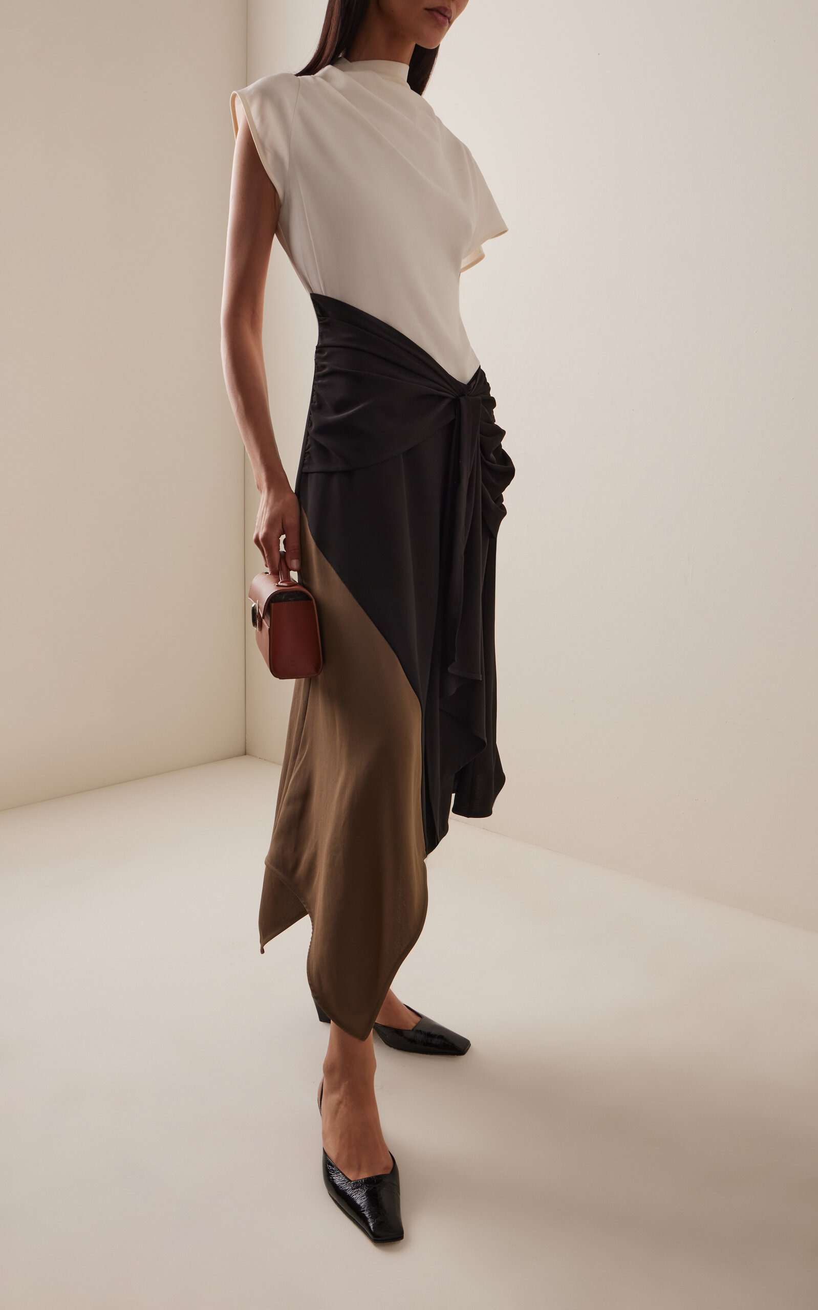 Davina Colorblock Draped Crepe Midi Dress black - 2