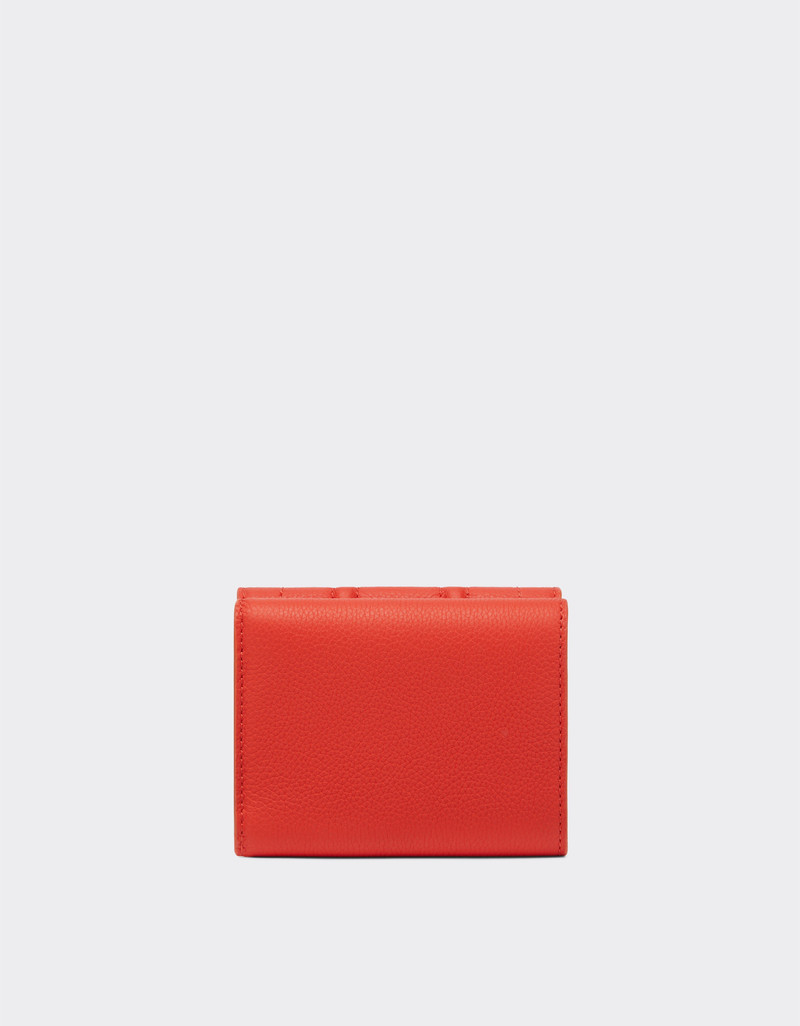 Tri-fold wallet in textured leather 3