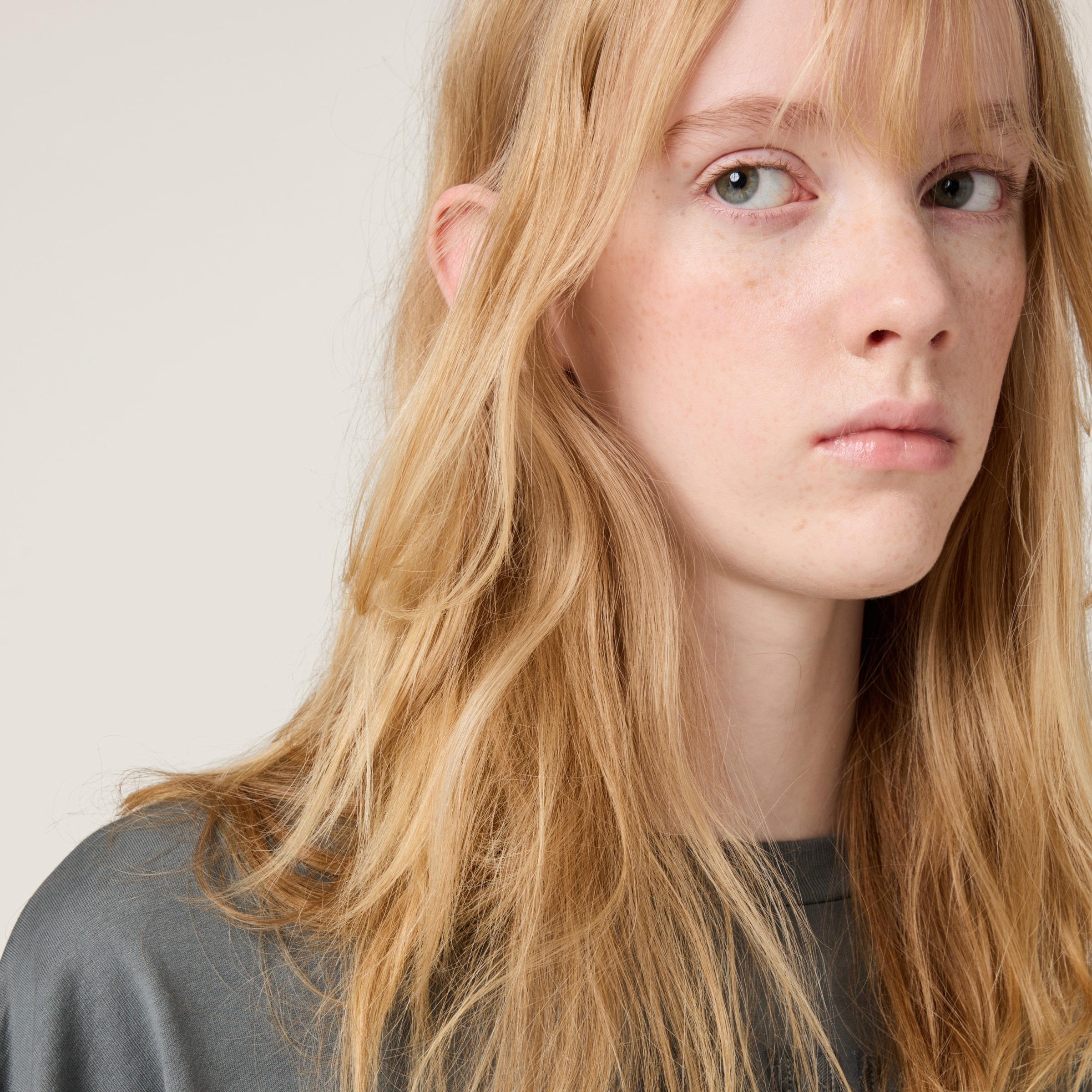 Garment-dyed long-sleeved jersey T-shirt - 4