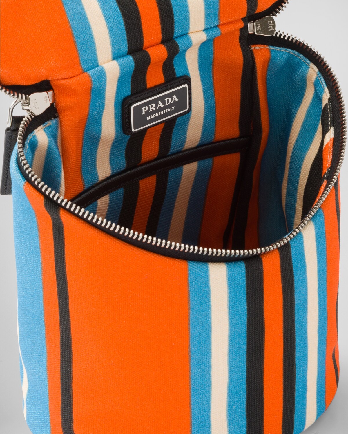 Printed canvas shoulder bag - 5