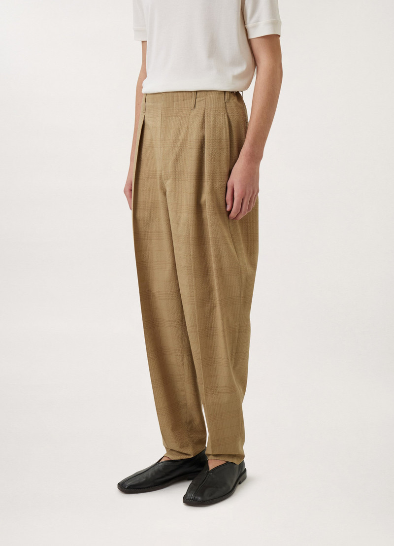 PLEATED TAPERED PANTS
CHECKED SEERSUCKER 3