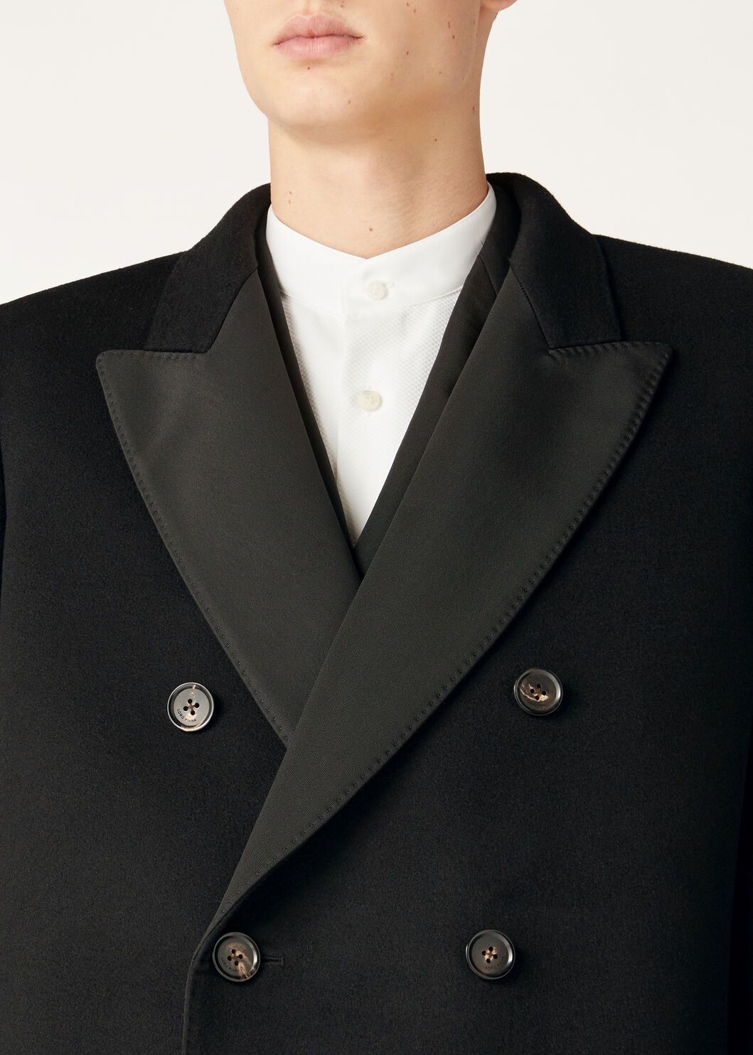 Renato Coat - 3