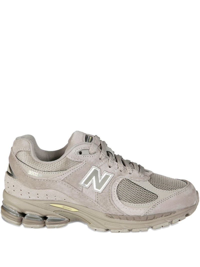 2002R logo-appliqué sneakers 1