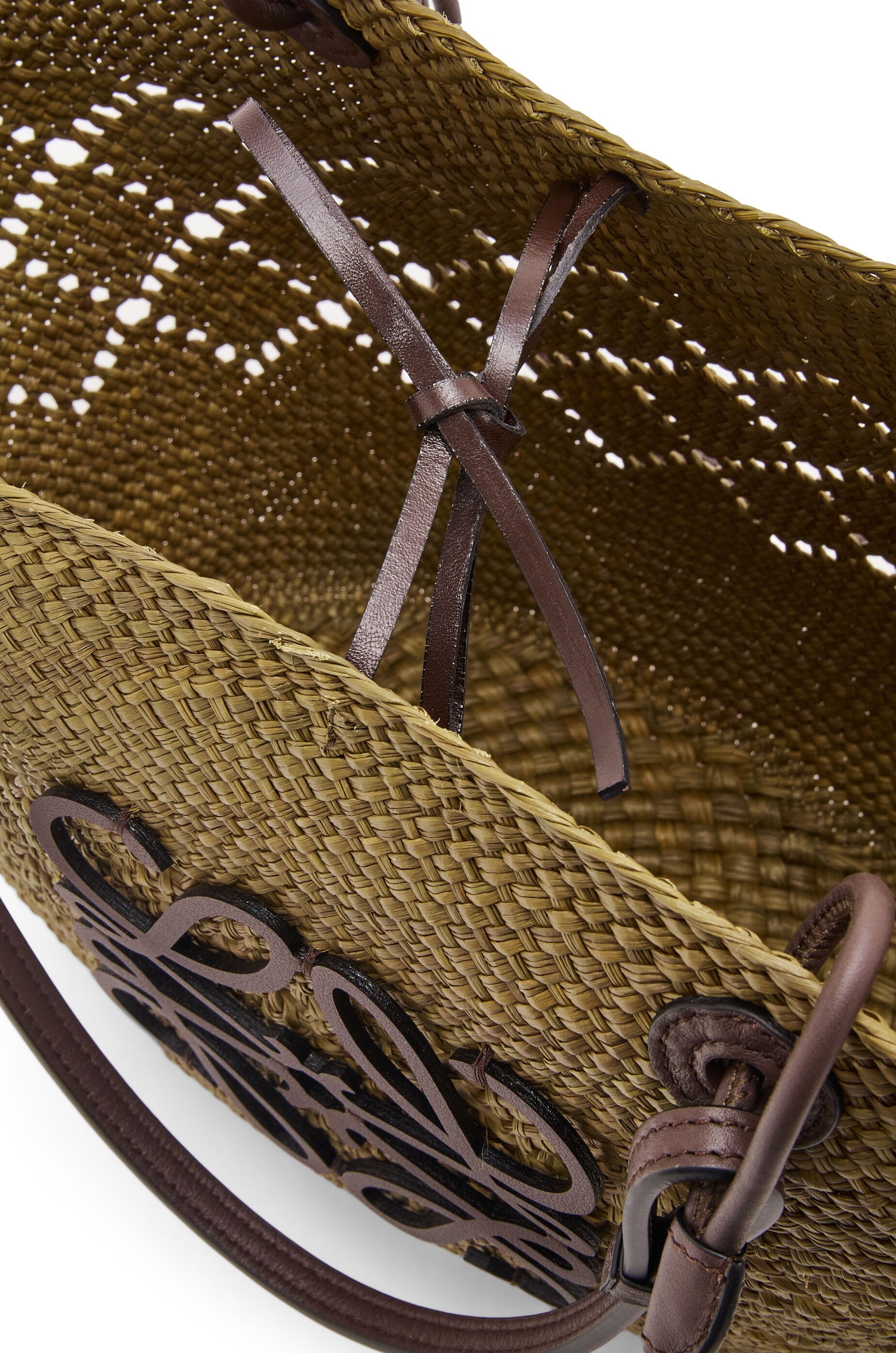 Anagram Basket bag in iraca palm and calfskin - 6