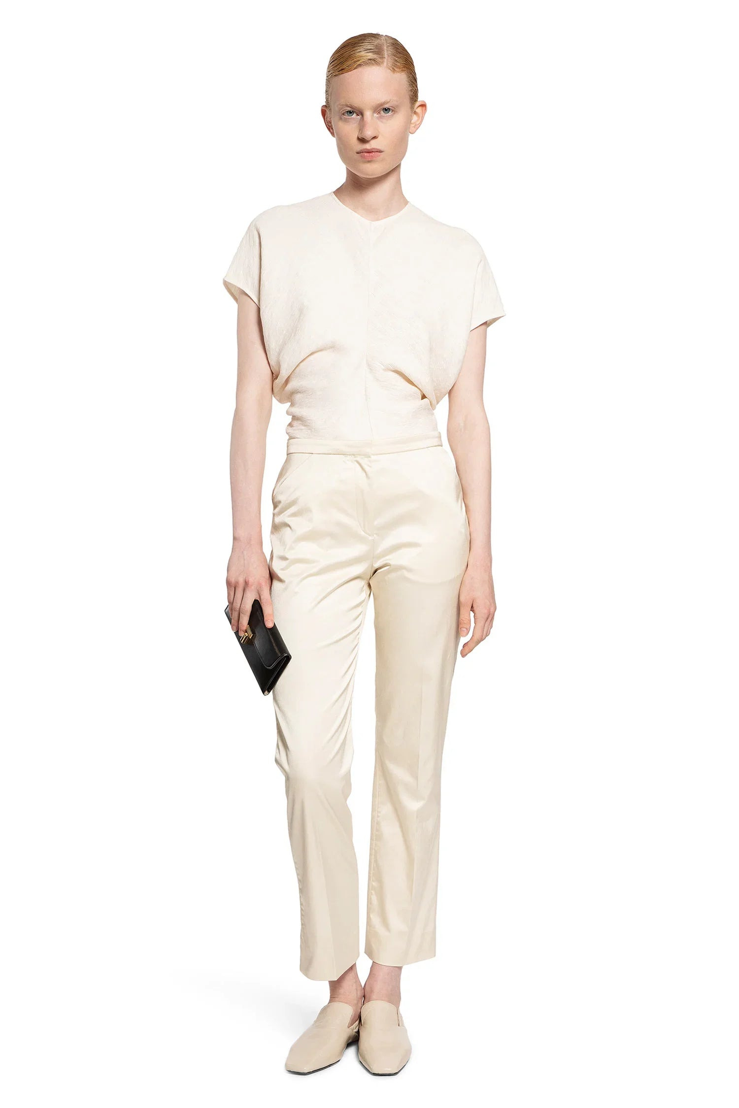 Cropped-Straight-Trousers - 4