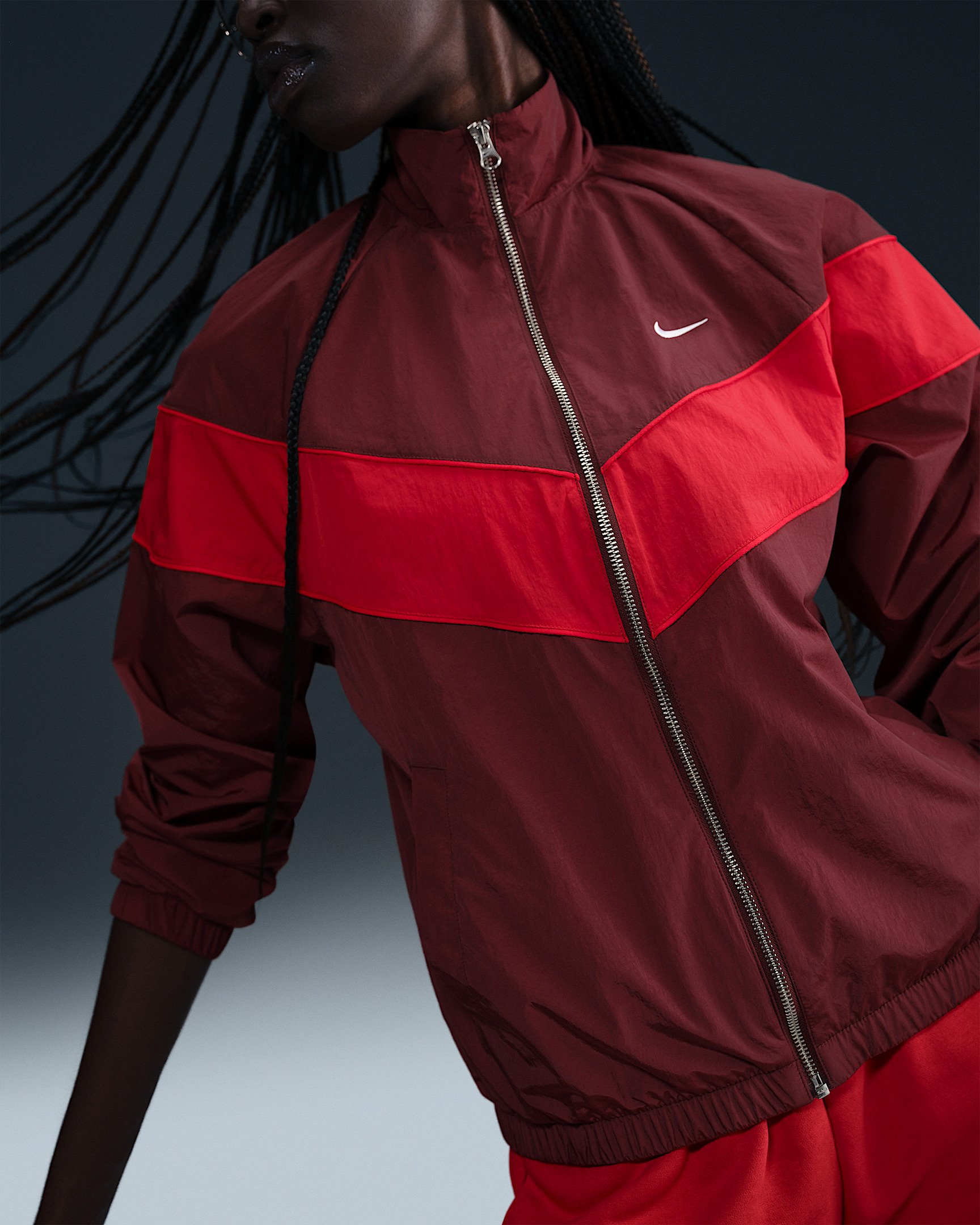 Nike Windrunner Women's Loose UV Woven Full-Zip Jacket - 3