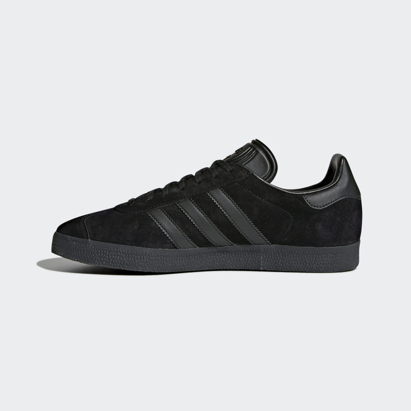 adidas Gazelle Shoes outlook