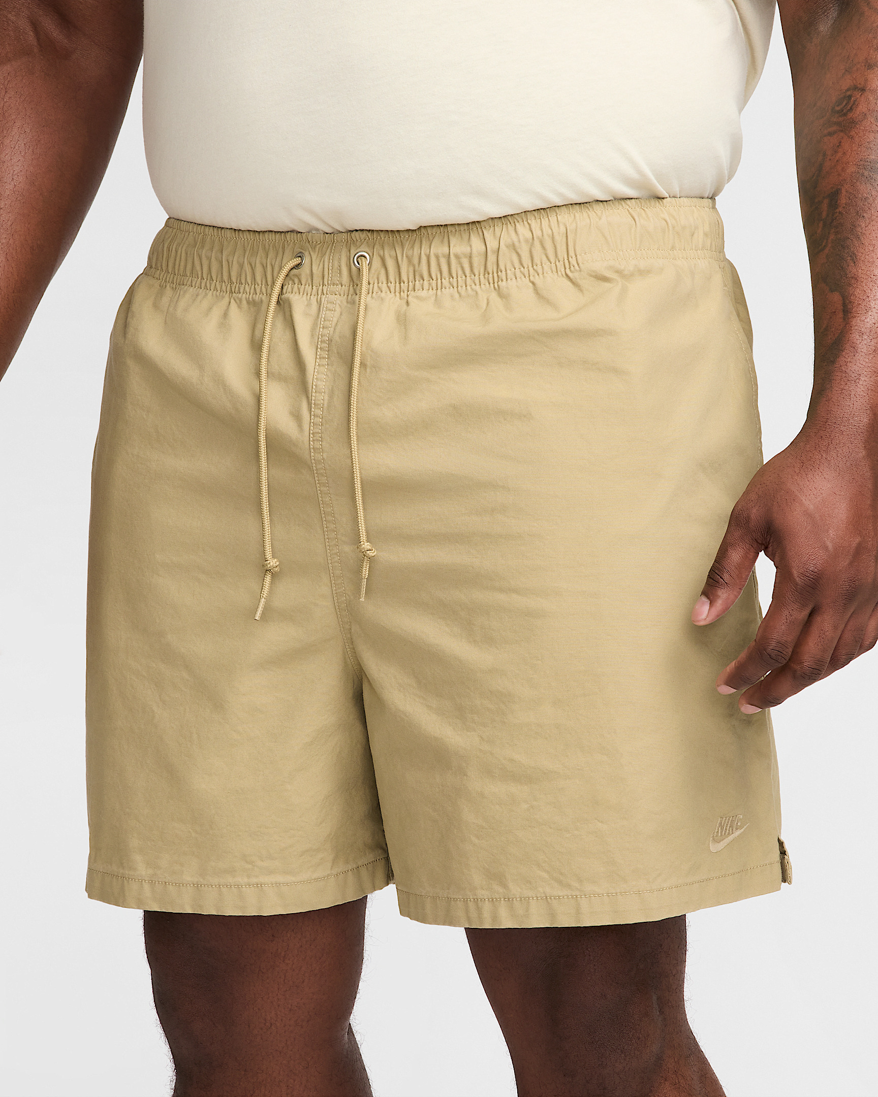 Nike Club Men's Flow Shorts - 9