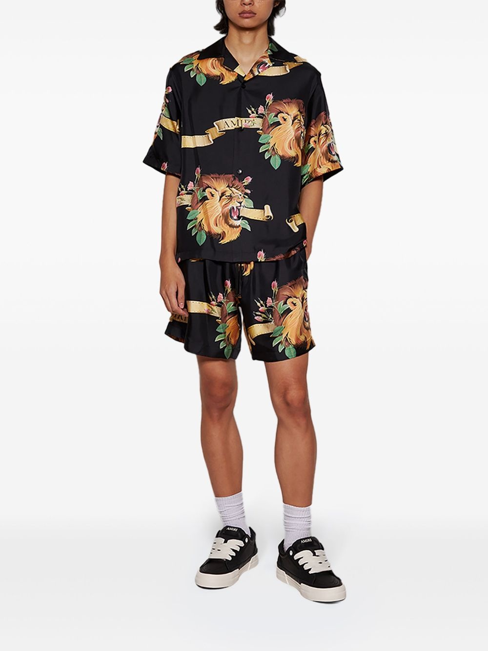 graphic-print shorts - 2