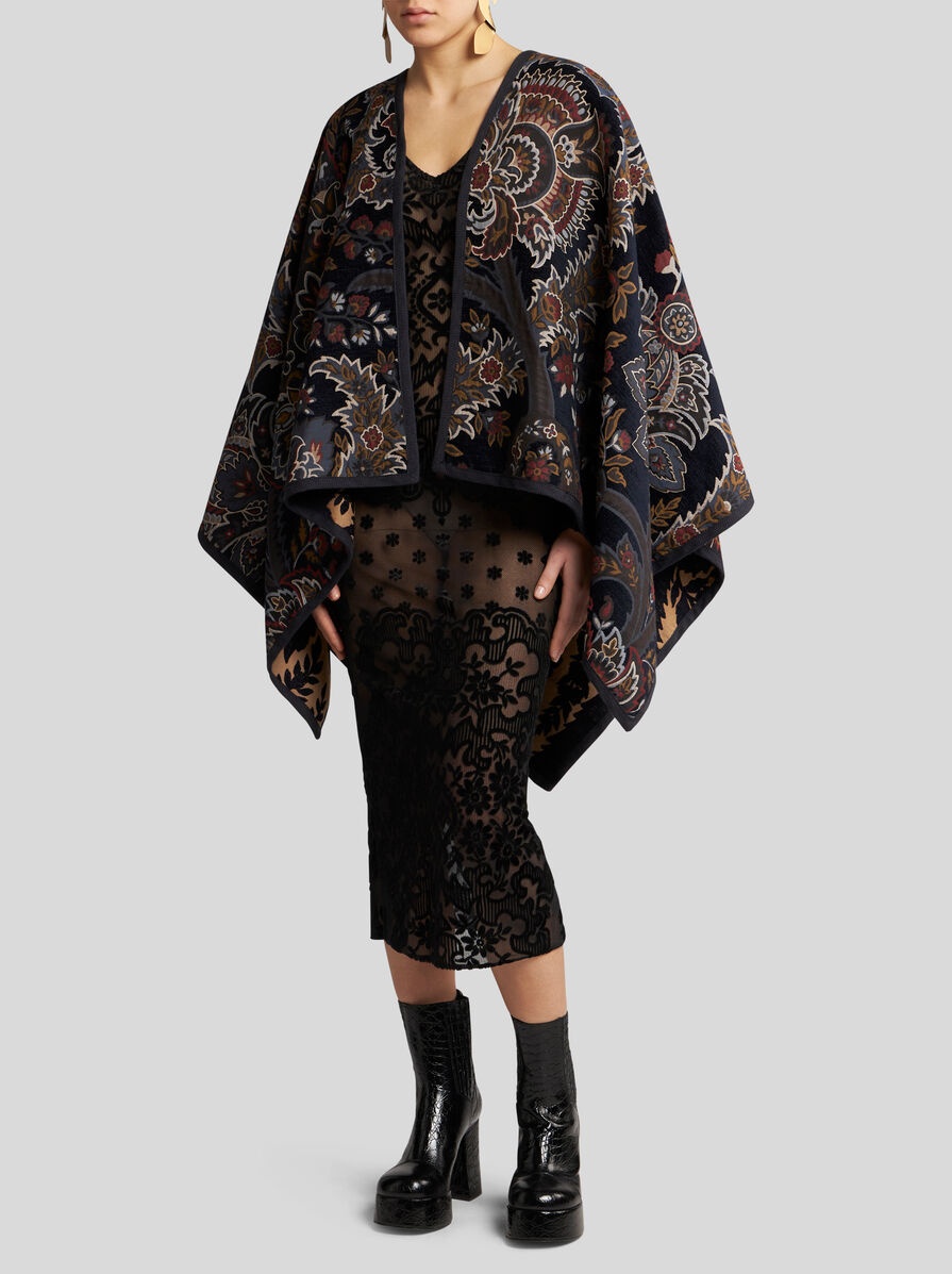 REVERSIBLE JACQUARD CAPE - 5