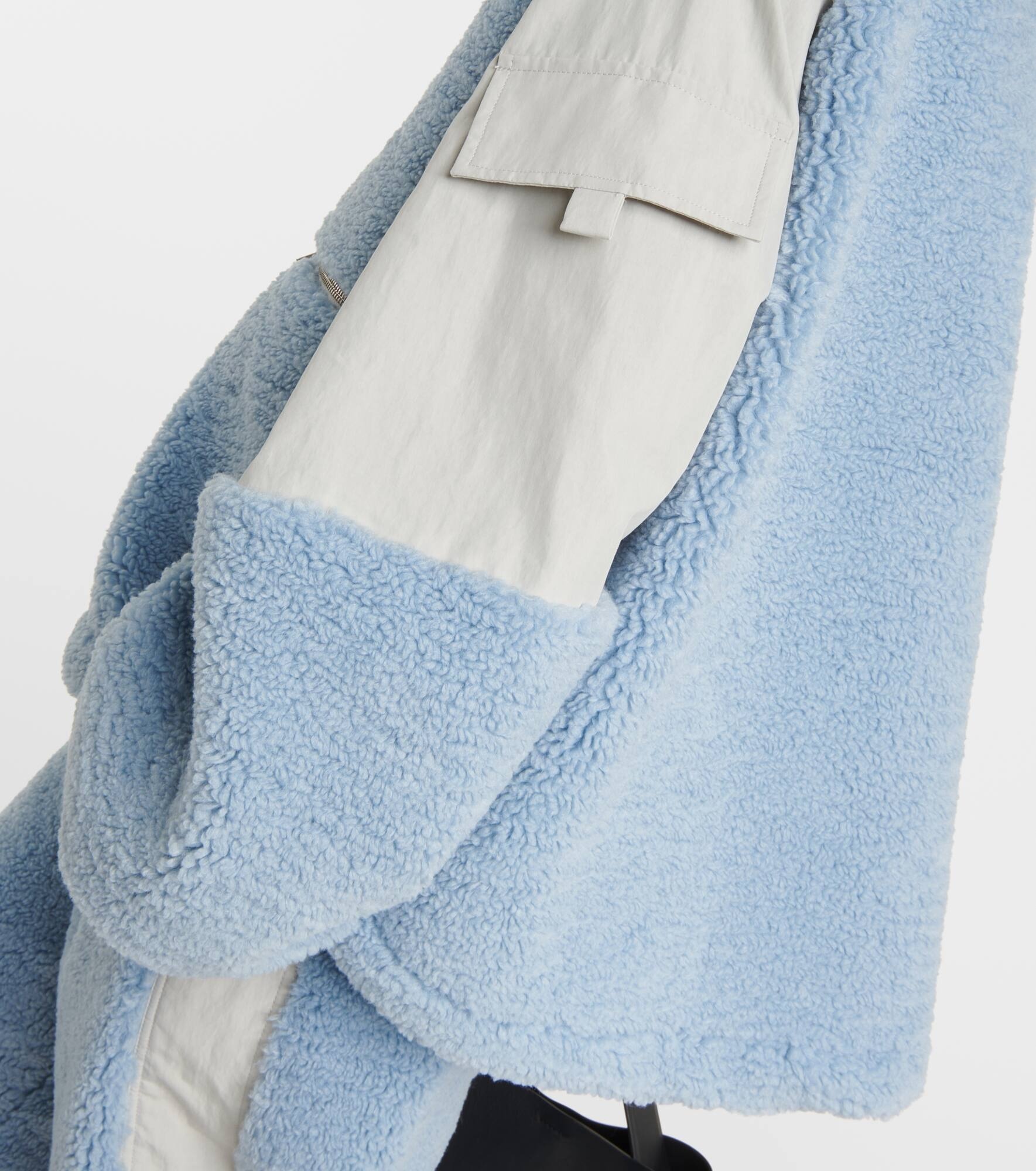 Colorblocked fleece-trimmed jacket - 5