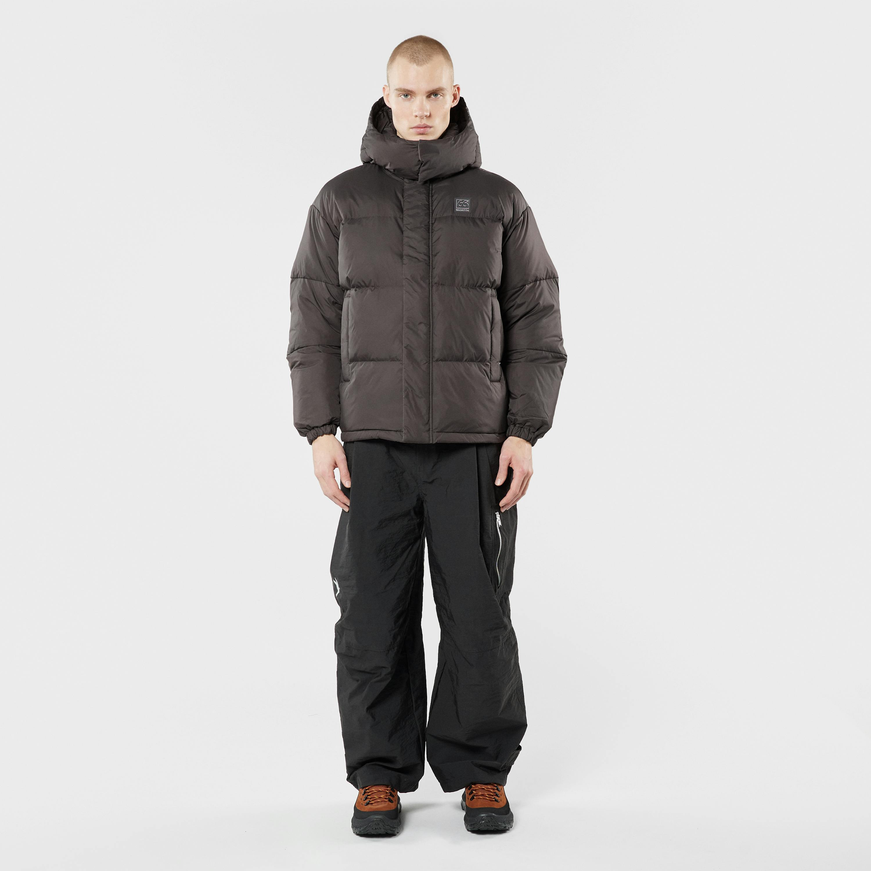 Dyngja Down Jacket (Unisex) - 2