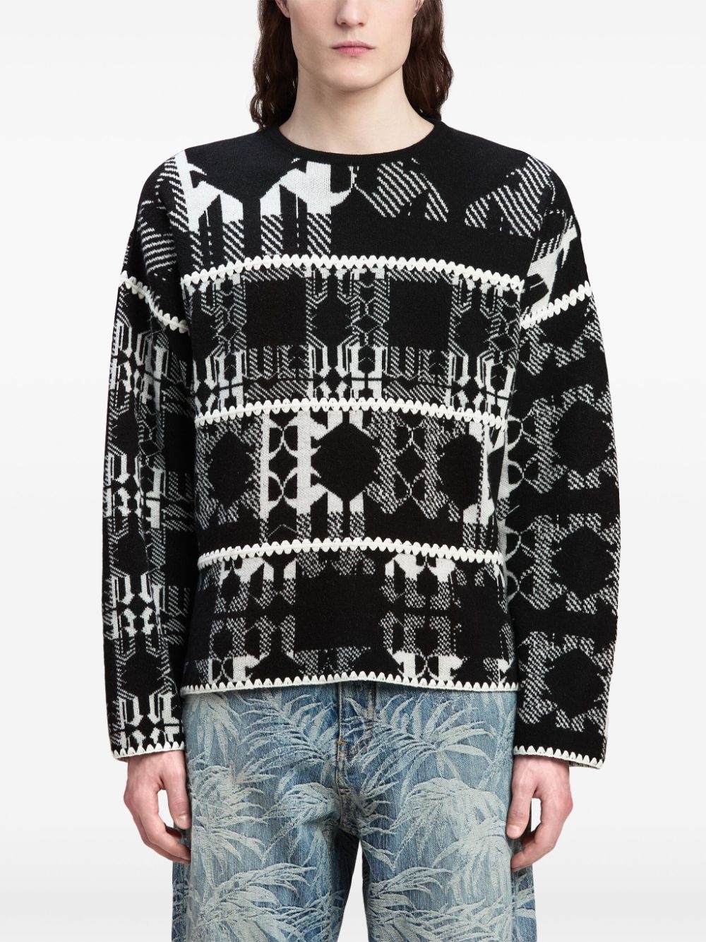 intarsia-knit monogram jumper - 3