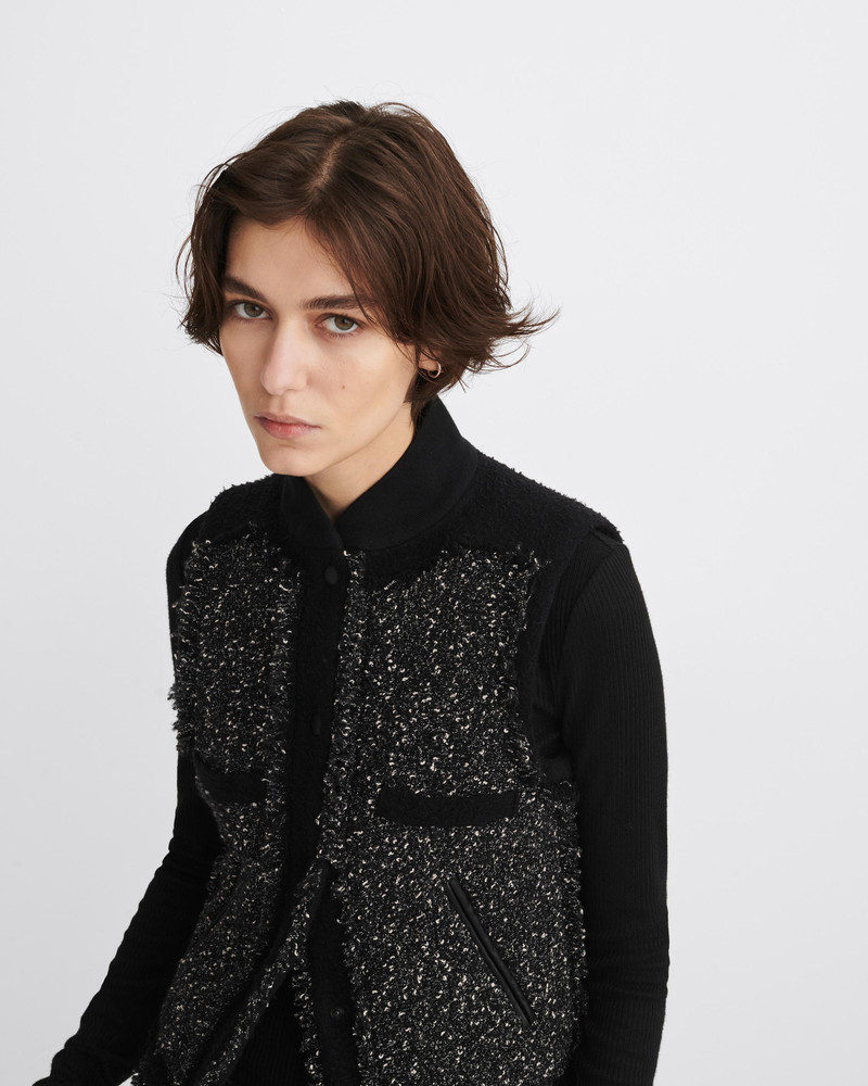 Judith Tweed Vest
Classic Fit 5