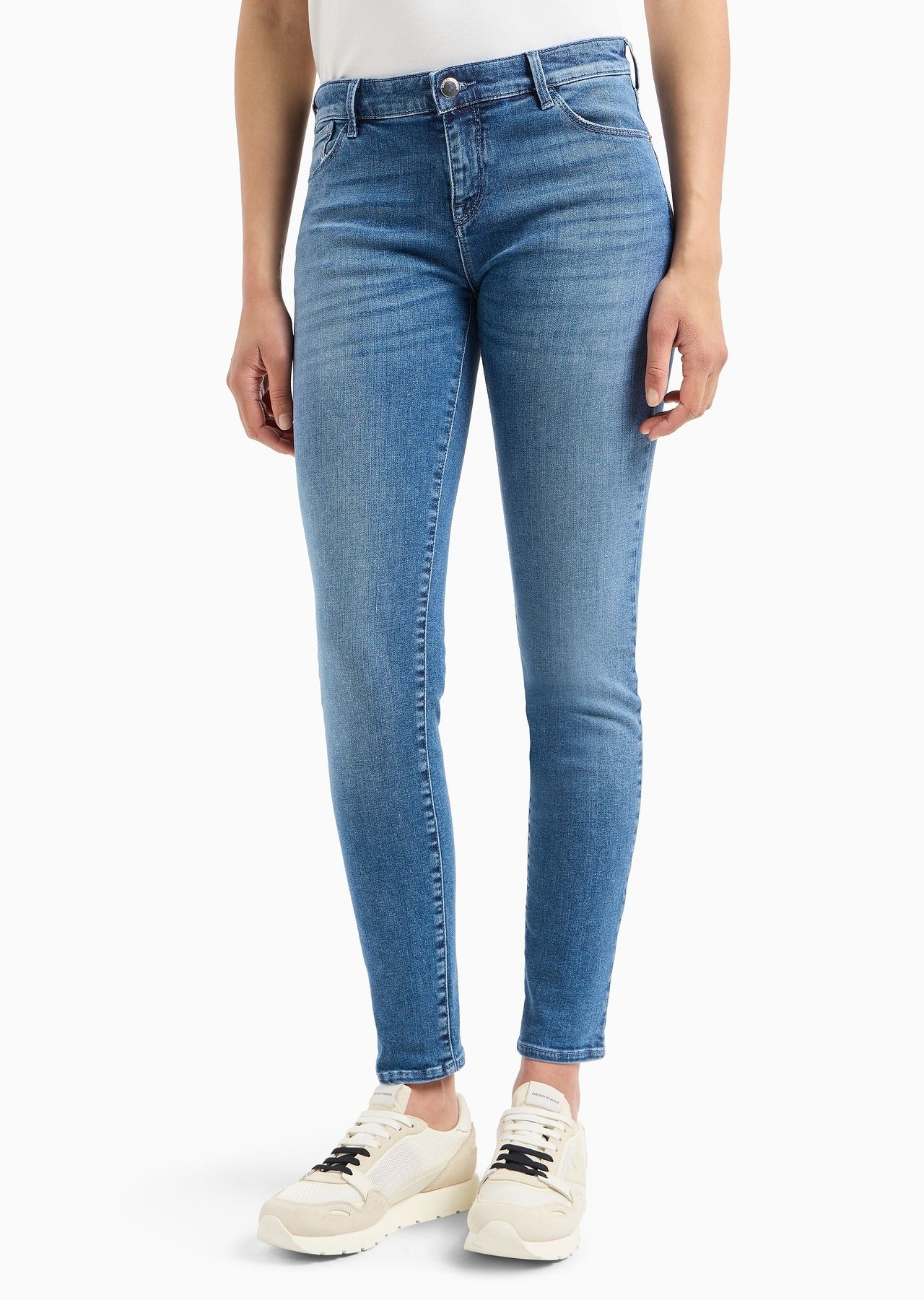 J23 Mid-rise, super-skinny jeans in a worn-look denim - 2