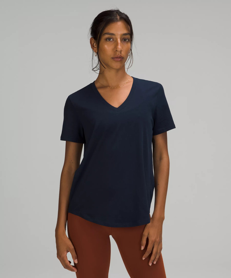 사랑 V-Neck 티셔츠 1