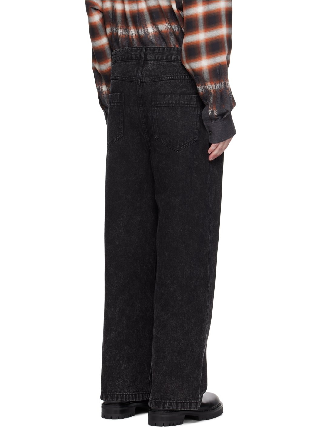 JUUN.J Black One-Tuck Jeans | REVERSIBLE