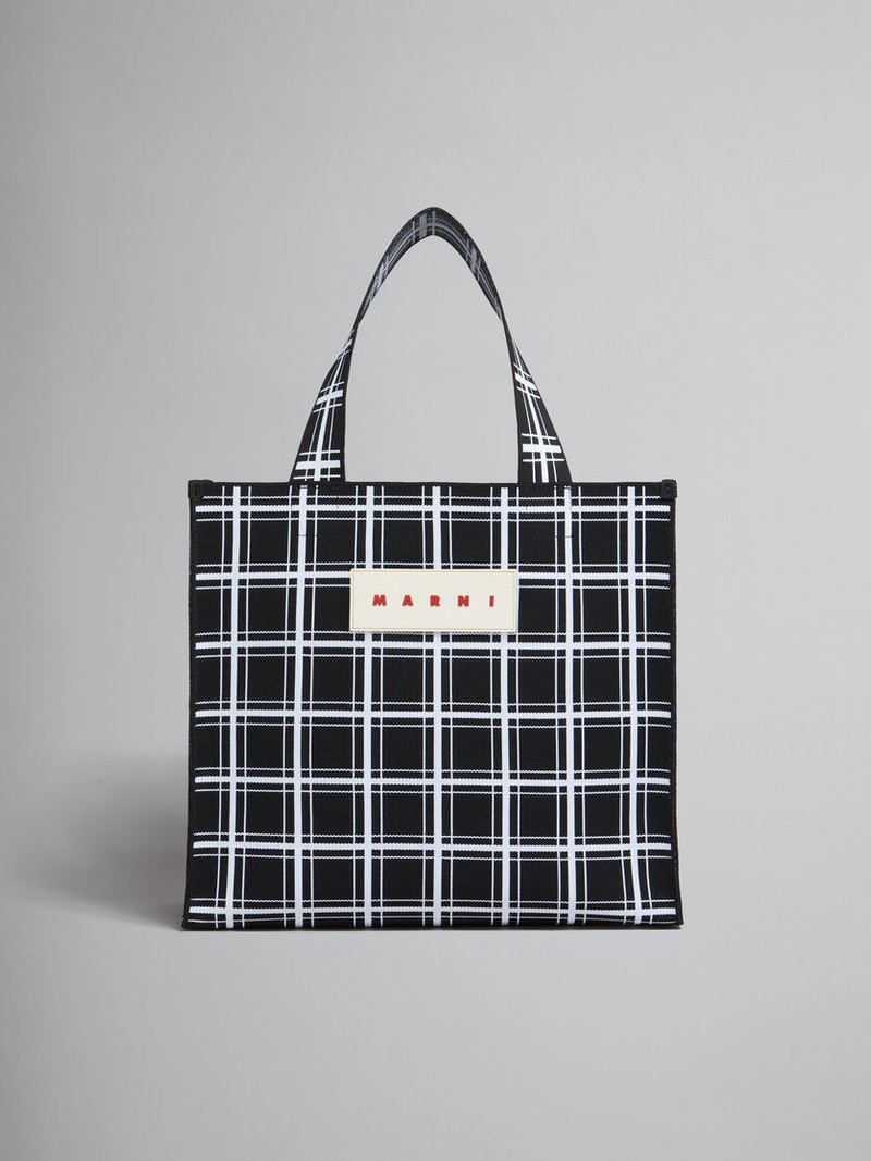 BLACK AND WHITE JACQUARD CHECK SHOPPER 1