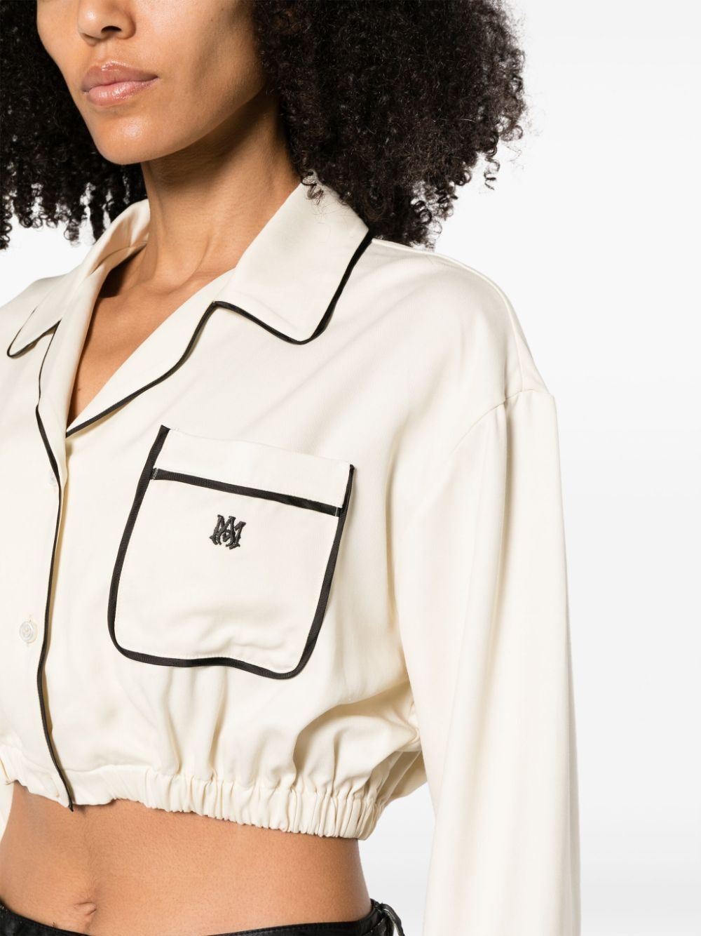 logo-embroidered satin-finish cropped shirt - 5