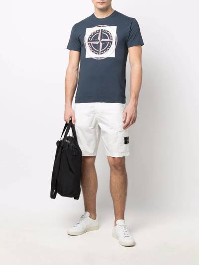 Stone Island Compass logo-patch cargo shorts outlook