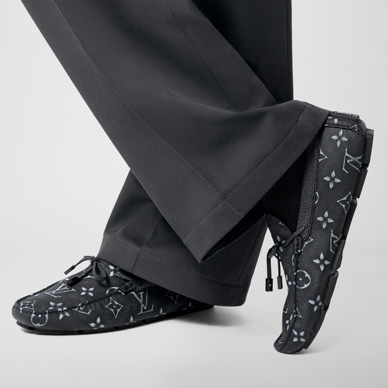 Louis Vuitton LV Driver Moccasin outlook