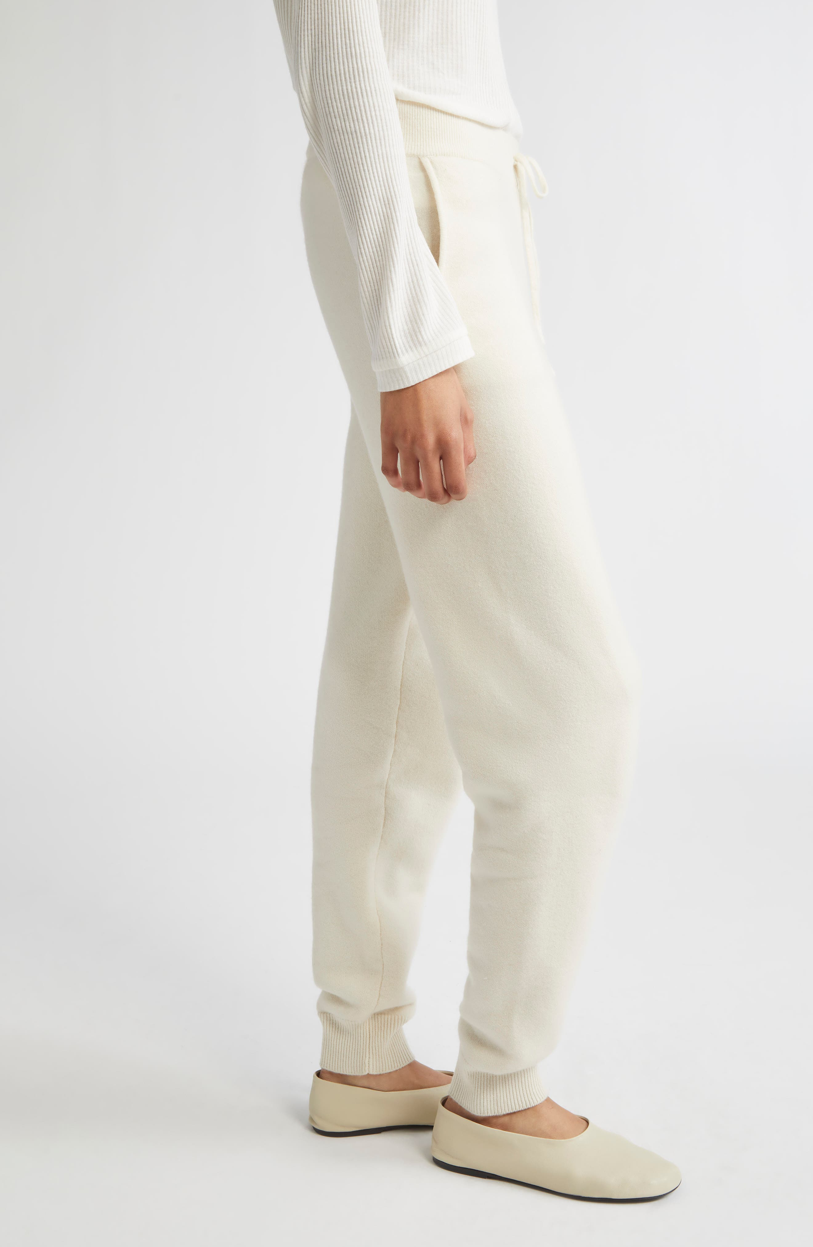 LOULOU DE SAISON Hespero Cashmere Joggers in Ivory at Nordstrom - 4