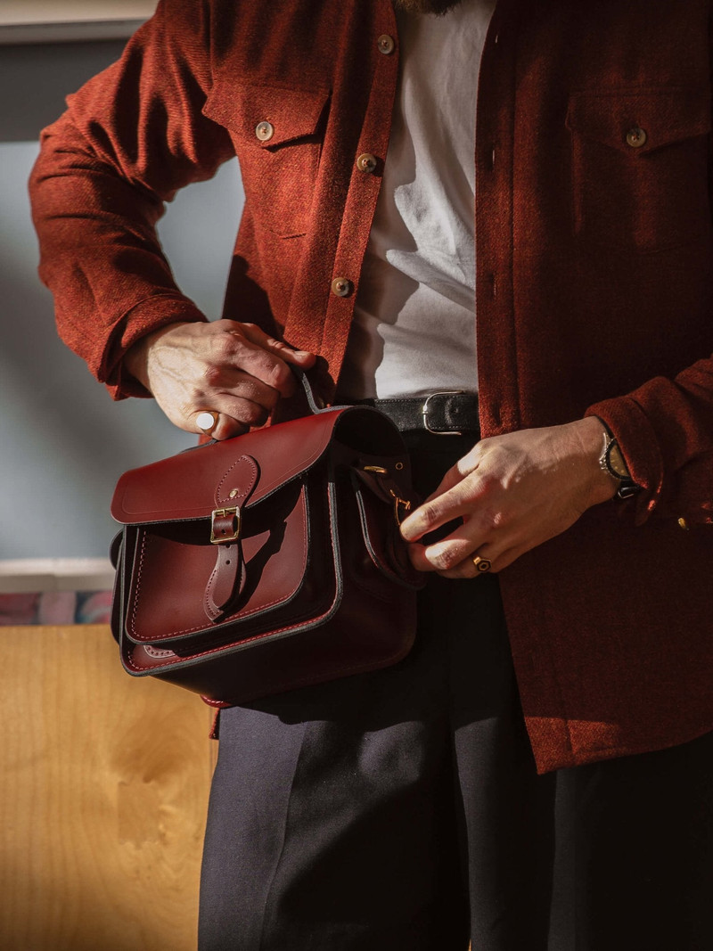 Cambridge Satchel The Traveller - Oxblood outlook