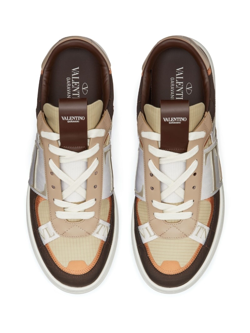 VL7N panelled lace-up sneakers - 4