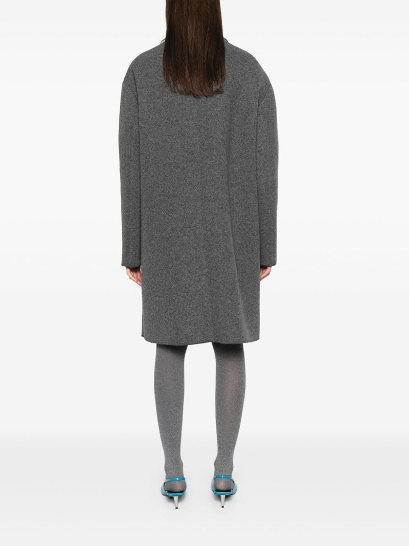 single-breasted coat 4